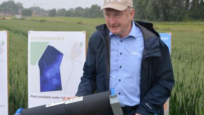 Edward Vander Linden toonde een prototype van de Interra Scan-tool, die je bodem gedetailleerd in kaart brengt.