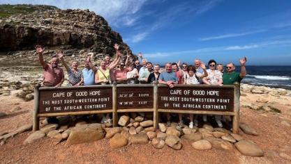 De enthousiaste groep lezers van Landbouwleven en le Sillon Belge aan Kaap de Goede Hoop.
