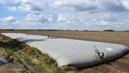 Mocht effluent uitrijden niet tot de opties behoren, kan het restproduct opgeslagen worden in bijvoorbeeld mestzakken.