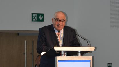 Jean-François Piérard, voorzitter van de organisatie achter de Libramont beurs, roept tijdens zijn openingsspeech op tot dialoog.