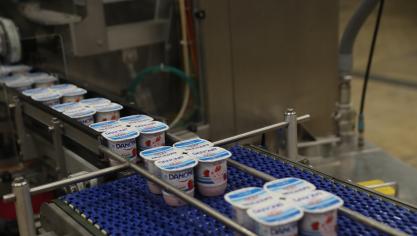 De Danone-fabriek in Rotselaar. In ons land heb je ook nog een site van Danone in Wevelgem.