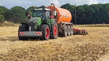 Minister Brouns zat de voorbije weken met verschillende landbouw- en milieuorganisaties samen om de maatregelen die in maart 2023 wederzijds werden afgesproken, te overlopen en te verfijnen.