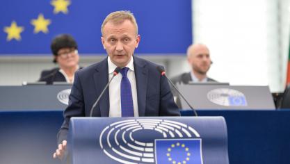 Serafin benadrukte tijdens een debat in het Europees Parlement dat het maatschappelijk middenveld een cruciale en wenselijke rol speelt bij de totstandkoming van Europese wetgeving.