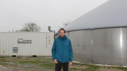 Met de nieuwbouw en de  pocketvergister heeft  Joachim De Ruyck alles  dicht bij elkaar.