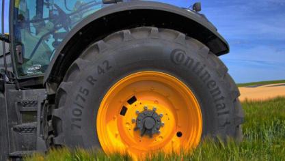 Continental stopt de productie van landbouwbanden.