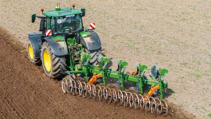Dankzij een samenwerking kan Amazone aanbouwpakkers van VSS Agro aanbieden.