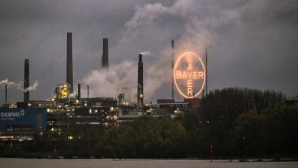 Bayer heeft ondertussen al 9,7 miljard euro moeten ophoesten om meer dan 100.000 rechtszaken rond glyfosaat te schikken.