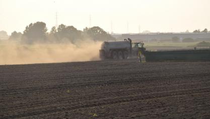 De landbouwsector isvolgensminister Brouns volop in beweging om zich aan te passen aan het veranderende klimaat.