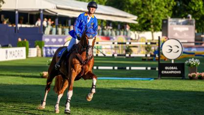 Gilles Thomas en Ermitage Kalone, zegevierend bij de Valkenswaard United in 2024 en 2025 in Madrid.