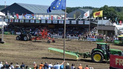 Wil je nieuwigheden uit de mechanisatie leren kennen? Dan kun je dagelijks terecht aan de Grote Ring voor de Mecanic Show.