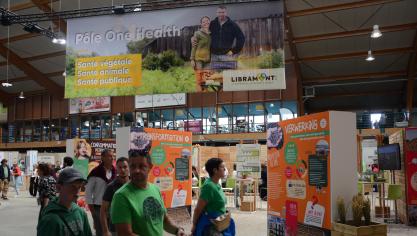 Het hoofddoel van het Platform ‘One Health’ is het publiek bewustmaken van de problemen en uitdagingen waarmee de landbouw wordt geconfronteerd.