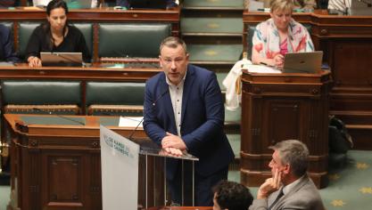 Het wetsvoorstel van cd&v-Kamerlid Steven Matheï moet jagers de mogelijkheid geven om de everzwijnenpopulatie onder controle te krijgen.