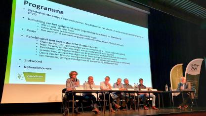 Tijdens de studiedag werd ook gedebatteerd over de aanpak van knolcyperus.