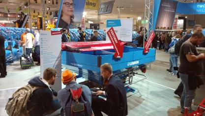 Tijdens Agribex tonen verschillende leveranciers kantstrooiers en/of spuittechnieken die voldoen aan MAP 7.