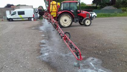 Alle spuittoestellen zijn onderworpen aan een keuring.