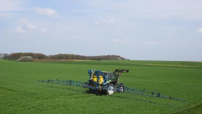 Frankrijk verbiedt de import en verkoop van plantaardige producten die behandeld zijn met gewasbeschermingsmiddelen die in de Europese Unie verboden zijn.