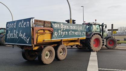 Maandag 12 januari protesteren landbouwers rond de luchthaven van Oostende.
