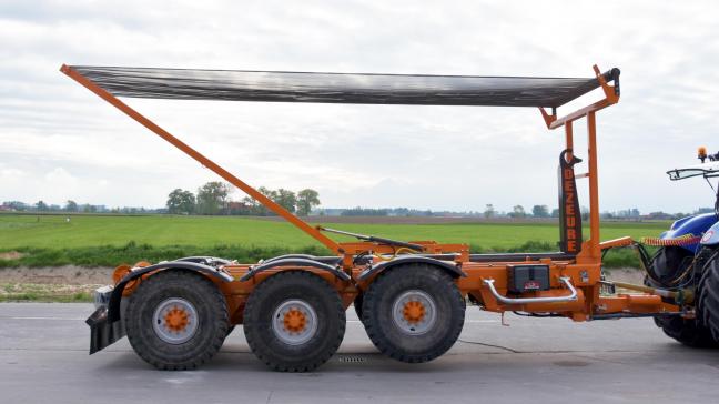 Dezeure introduceert een mooi systeem om de lading van containers af te dekken.