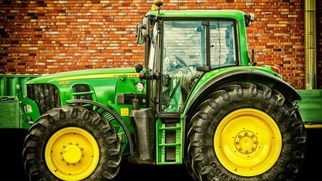 tractor-2077639_960_720