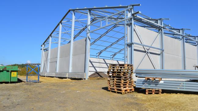 Het bouwen van een nieuwe constructie kan lang duren. Daarbij moeten normen nageleefd worden inzake preventie tegen brand.