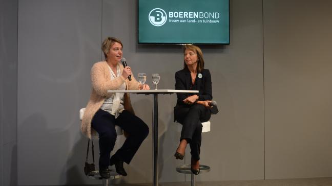 Minister Schauvliege (links) wil enkele belangrijke dossiers nog afronden voor de verkiezingen. Rechts Boerenbond-voorzitter Sonja De Becker.