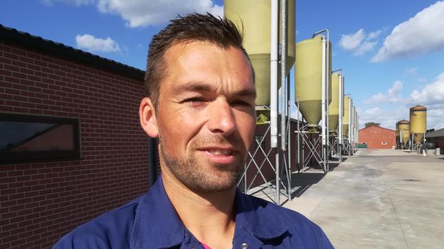 Varkenshouder Bart Vergote is uitzonderlijk open over zijn bedrijf, en kreeg daarvoor het deksel op zijn neus.