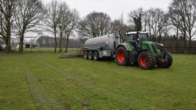 Omdat er op veel meetplaatsen in Vlaanderen nog te hoge concentraties aan nitraat in het rivierwater zitten, is het volgens minister Van den Heuvel cruciaal dat MAP 6 zo snel mogelijk wordt omgezet in Vlaamse regelgeving.