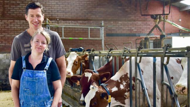 De kleinschalige gezinslandbouw is onvoldoende rendabel, stelt het koppel vast. Het houdt ze wel alert en innovatief, aldus Isabelle.