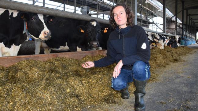 Leen Vandaele coördineert de verschillende proeven in de melkveestal. Het merendeel zijn voederproeven.