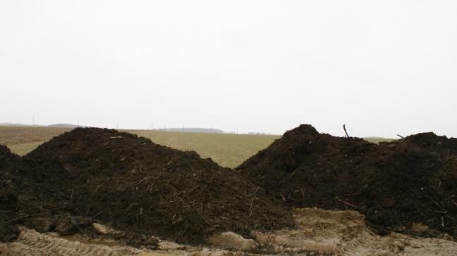 De positieve eigenschappen van compost voor particulier, groenvoorziening én land- en tuinbouw zijn talrijk én aangetoond