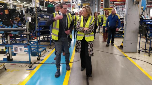 Net voor de coronacrisis bezocht landbouwminister Hilde Crevits de fabriek in Zedelgem.