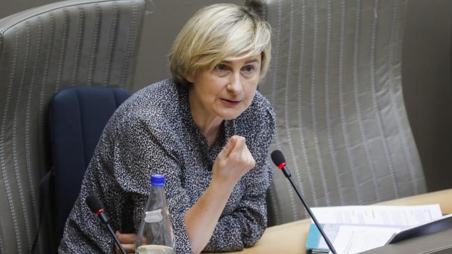 Zo moet de crisisreserve op een meer flexibele manier ingezet en aangevuld kunnen worden in het geval van een crisis die bijna alle landbouwsectoren treft , stelt Vlaams landbouwminister Hilde Crevits.