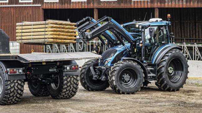 Valtra ontwikkelde de G-serie tractoren voor allround landbouwtaken, maar zeker ook voor frontladertoepassingen en precisielandbouwinzet.