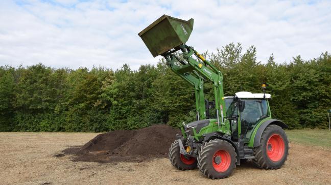De nieuwe Fendt 200 Vario-serie kent uiterlijke maar vooral onderhuidse wijzigingen, zeker wat cabine en bediening betreft.
