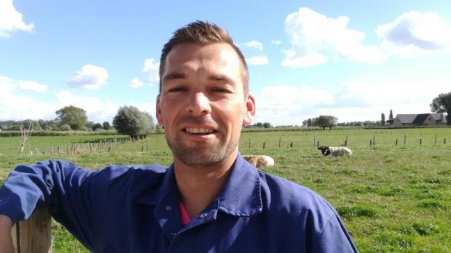 Varkenshouder en ABS-woordvoerder Bart Vergote slaat alarm.  Acties voor de noodlijdende Vlaamse varkenssector zijn dringend nodig.
