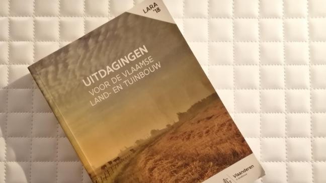 Het 7de LARA verscheen nog in drukvorm. Nu wordt overgeschakeld op een digitale toepassing.