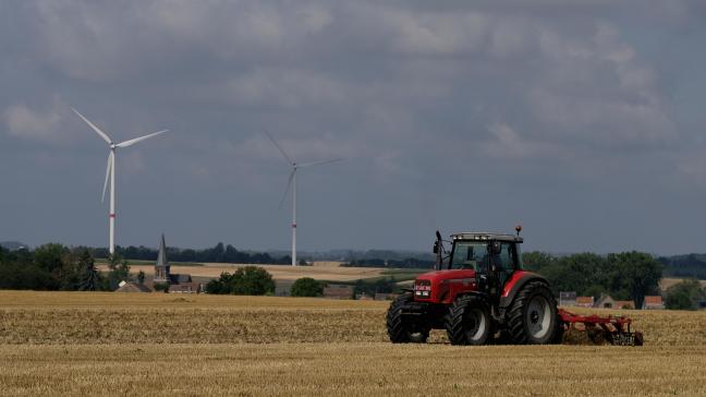 Land- en tuinbouwbedrijven met liquiditeitstekorten door de moeilijke coronaconjunctuur kunnen via het Vlaams Landbouwinvesteringsfonds (VLIF) gebruik maken van een tijdelijke waarborgregeling.