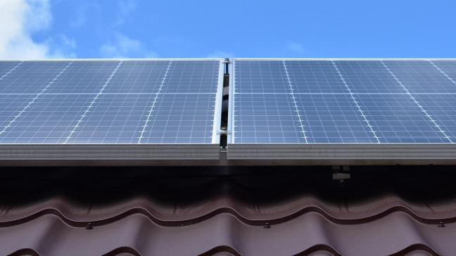 Hernieuwbare energietechnologieën zoals zonnepanelen, warmtepompen en biogas worden namelijk steeds goedkoper, betrouwbaarder en performanter.