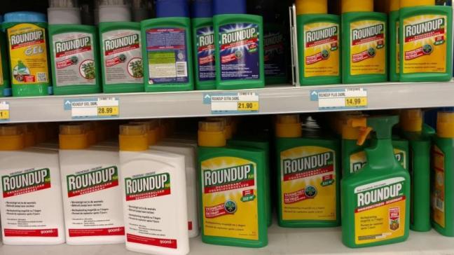 Het Duitse chemiebedrijf Bayer heeft een nieuw akkoord bereikt in het wegwerken van de gerechtelijke procedures rond het onkruidbestrijdingsmiddel Roundup.