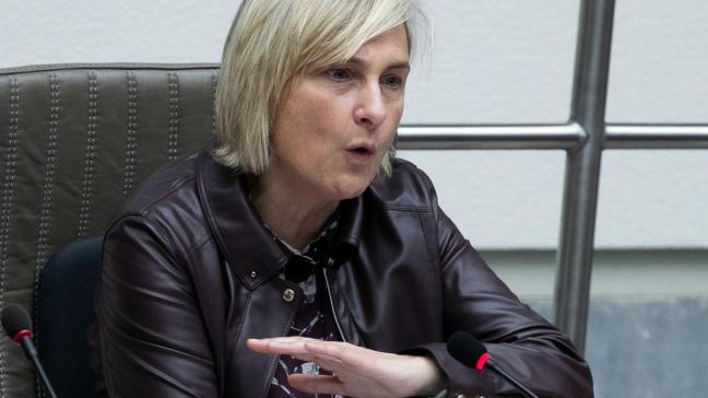 De administratie kan een afwijkend advies hebben, maar dan moet dat volgens de CD&V-minister gemotiveerd en op maat zijn , stelt minister Hilde Crevits.