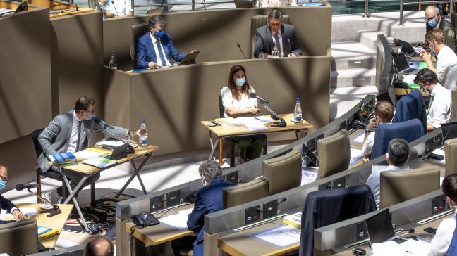 De motie over het definitief kader van de Programmatorische Aanpak Stikstof werd unaniem door het Vlaams parlement in plenaire zitting aangenomen.