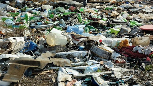 Wat met het afval dat je verzamelt? Alles moet in een papiertje of plastic zakje en dan daarover nog een papiertje of plastic zakje.