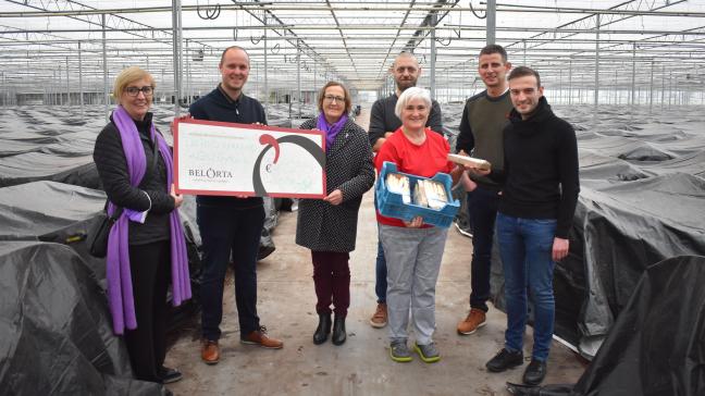 BelOrta overhandigt de cheque van 1.500 euro aan vzw Gynca’s.