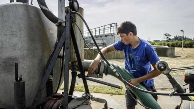 Aquafin laat sinds 10 juni geen gezuiverd afvalwater meer afhalen voor de landbouw.