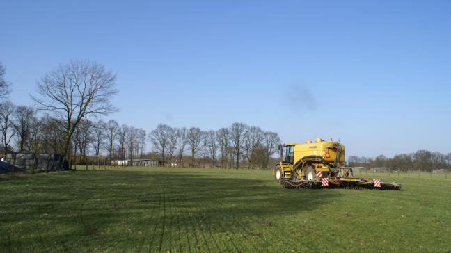 Vanaf 2026 krijgen Nederlandse boeren geen uitzondering meer om meer mest uit te rijden dan 170 kg/ha.