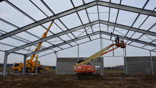 Een bouwvrijstelling houdt in dat voor de tijdelijke stikstofuitstoot die tijdens de bouw ontstaat geen vergunning nodig is.