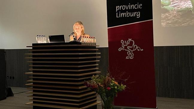 Gedeputeerde Inge Moors schetste het Limburgse landschap en dito realisaties op het tweede Provinciale Landbouwcongres.