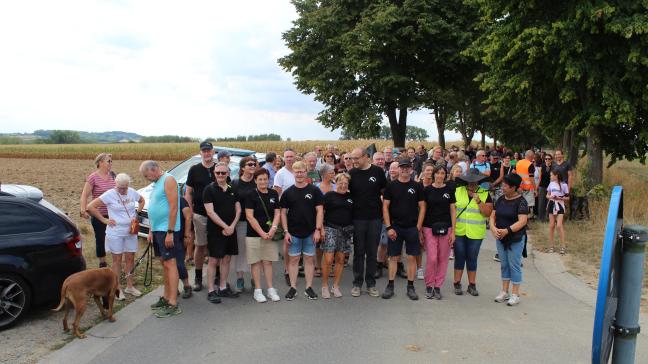 Vorige zomer namen enkele honderden buurtbewoners van de Godsbergkouter deel aan een protestmars tegen de bouw van een kazerne op 70 ha landbouwgrond.