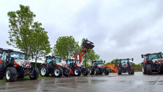 De Stad Gent nam in 1 klap 6 nieuwe tractoren in gebruik.