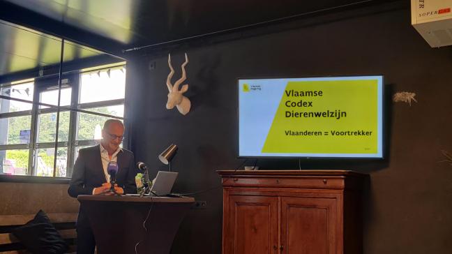 “De nieuwe Codex Dierenwelzijn is een mijlpaal voor het dierenbeleid”, zegt Vlaams minister van dierenwelzijn Ben Weyts.